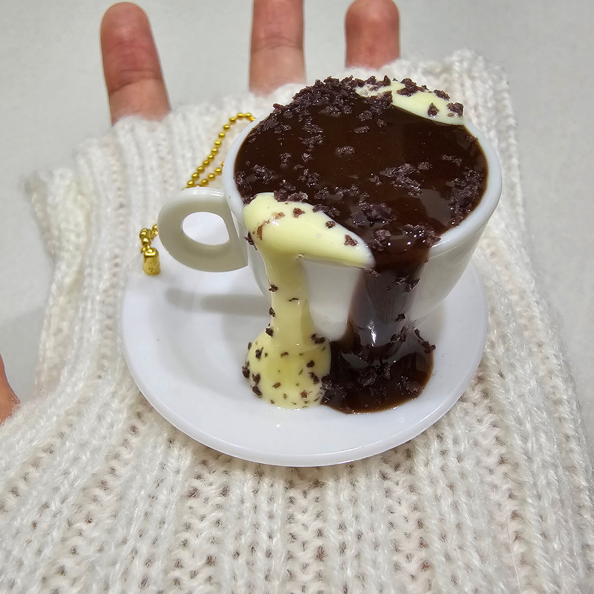J.DREAM Cafe Molten Hot Chocolate Drink Keychain Trinket